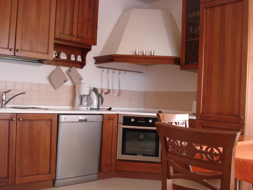 Apartments Villa Residenca Novi Vinodolski Εξωτερικό φωτογραφία