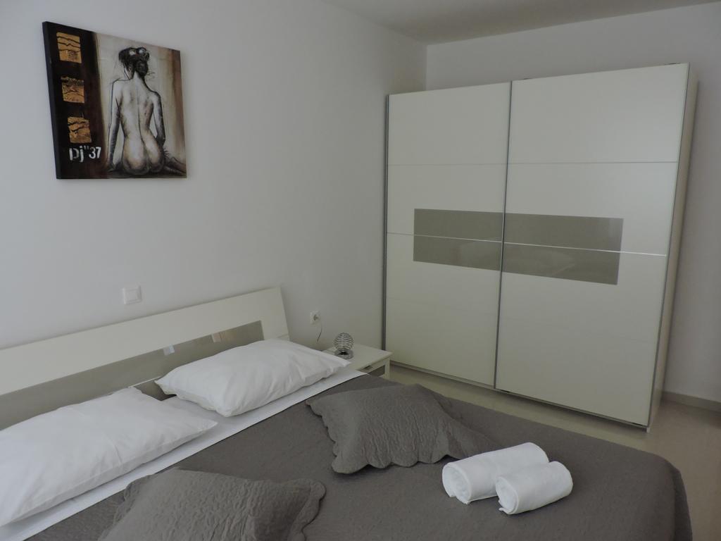 Apartments Villa Residenca Novi Vinodolski Εξωτερικό φωτογραφία