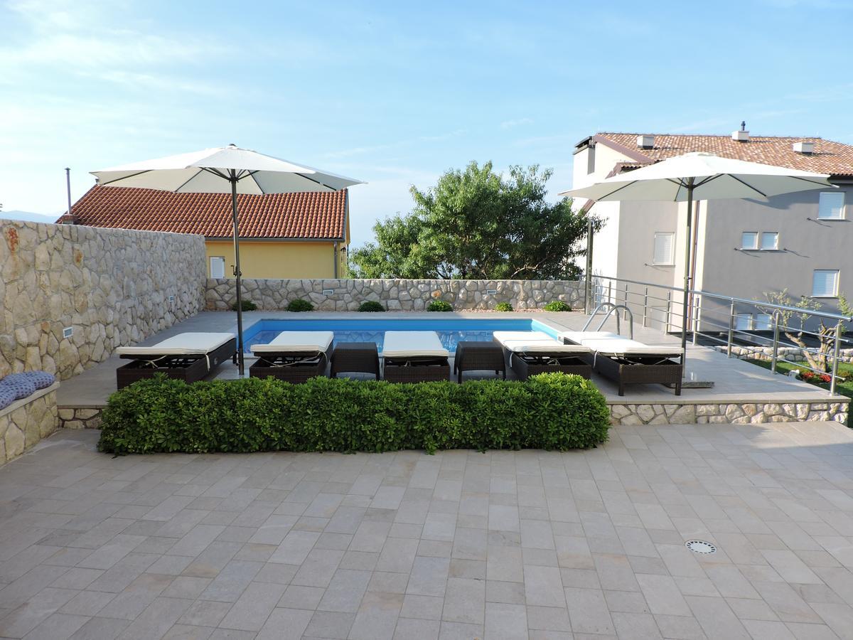 Apartments Villa Residenca Novi Vinodolski Εξωτερικό φωτογραφία