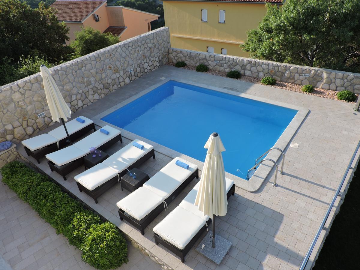 Apartments Villa Residenca Novi Vinodolski Εξωτερικό φωτογραφία