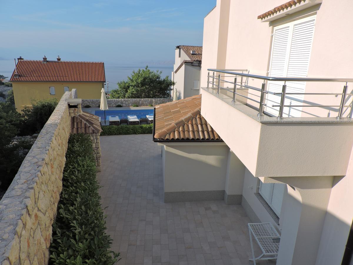 Apartments Villa Residenca Novi Vinodolski Εξωτερικό φωτογραφία